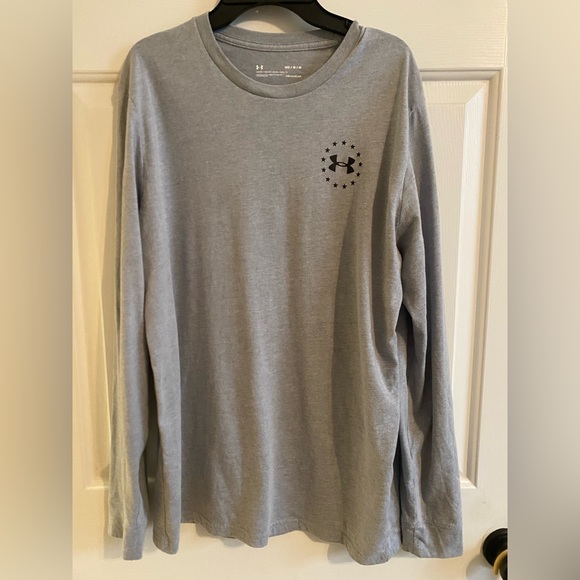 NEW Under Armour Men’s size medium long-sleeve freedom flag tshirt. - Picture 1 of 7